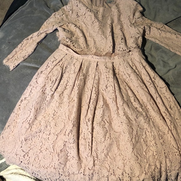 Prom Dress - Picture 2 of 5